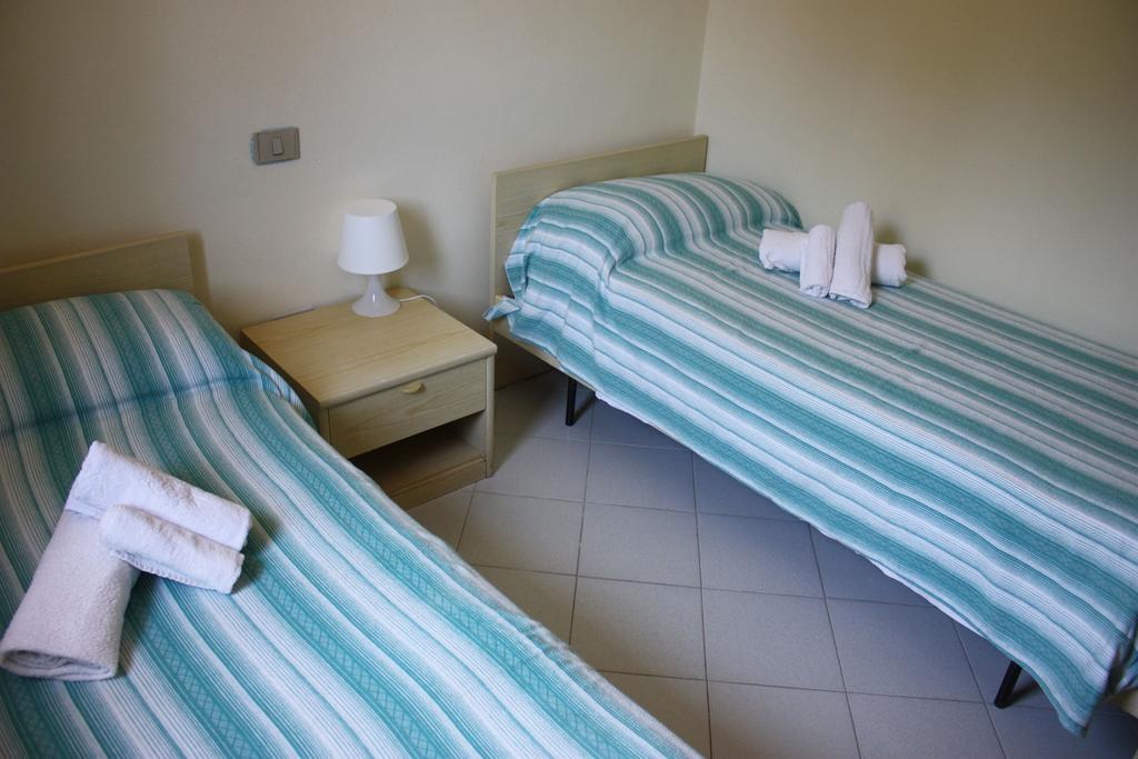 Hotel La Pineta 阿尔博里亚 外观 照片
